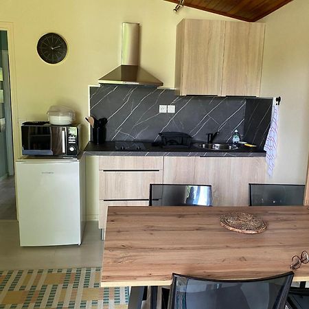 Appartement Avec Jardin Le Porge Exterior photo